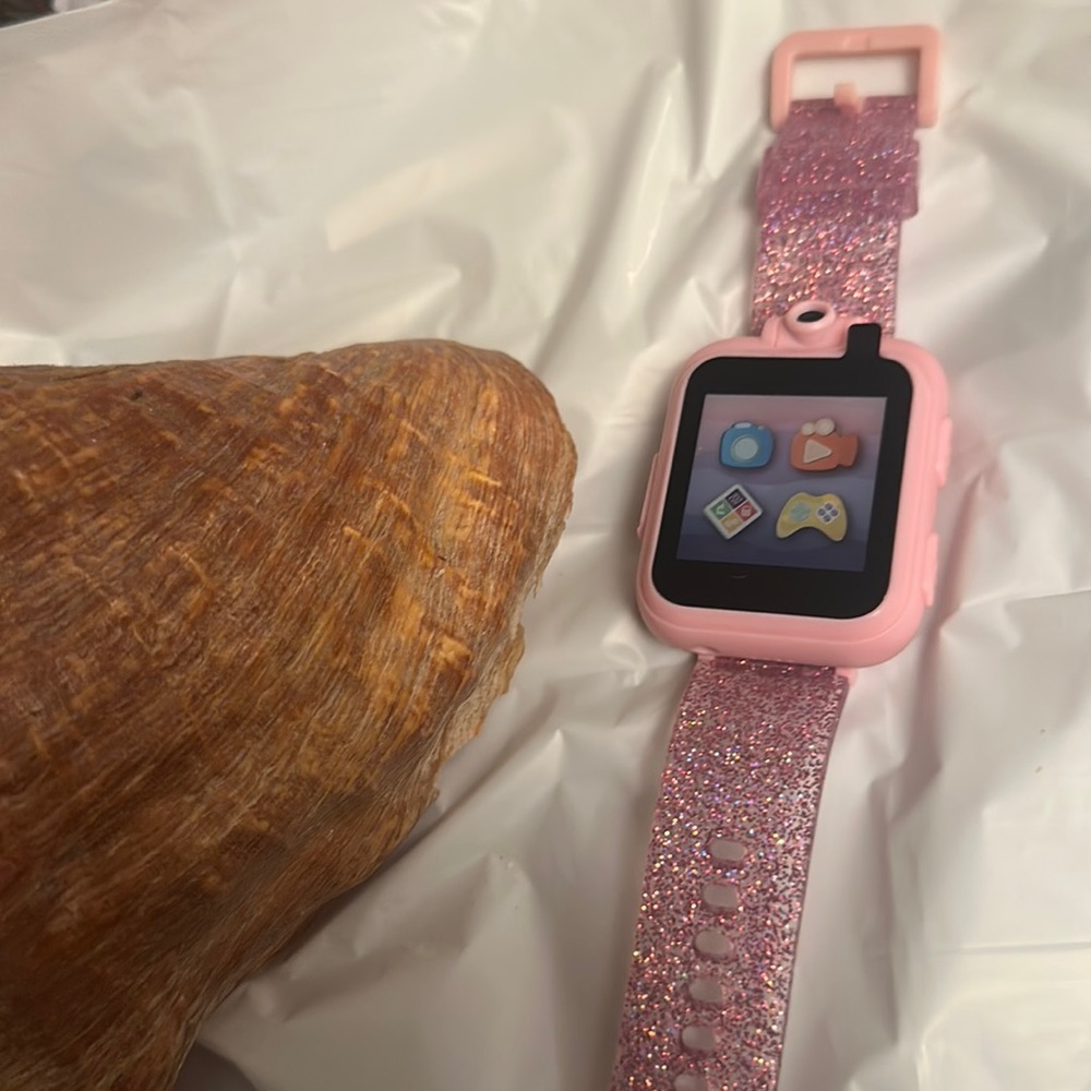 iTech Junior Girls Pink Smartwatch. Clean.